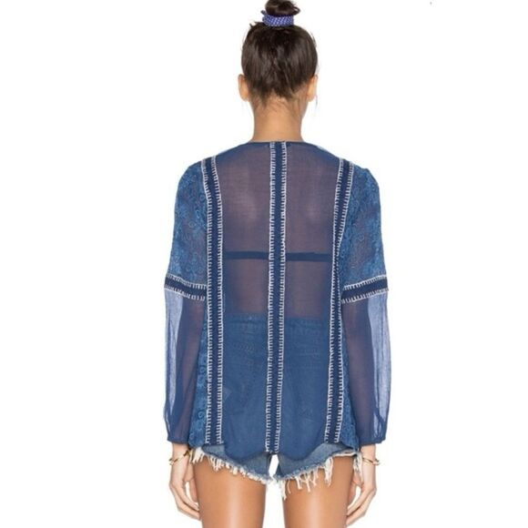 Alice + Olivia Sheer Embroidered Natalya Top in Indigo Size Small - Picture 3 of 9
